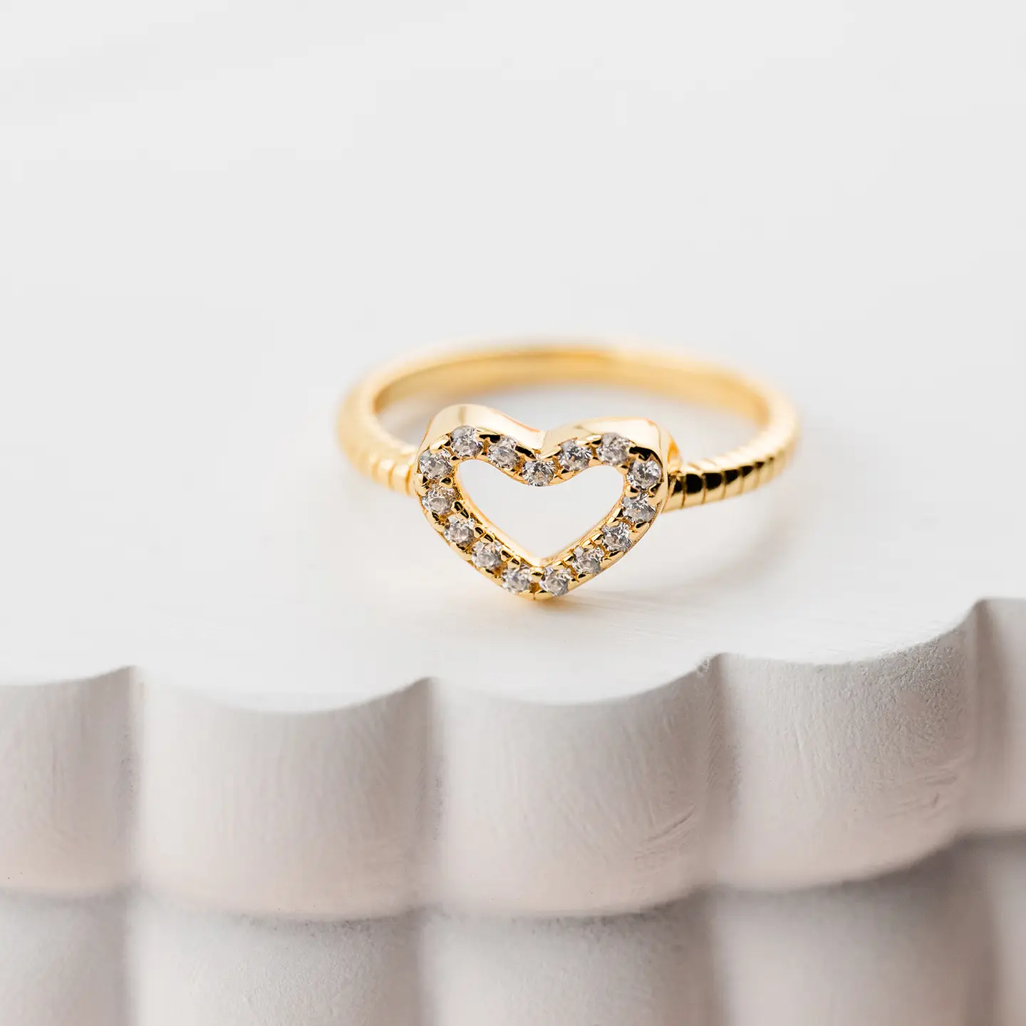 Open Heart Ring - Gold