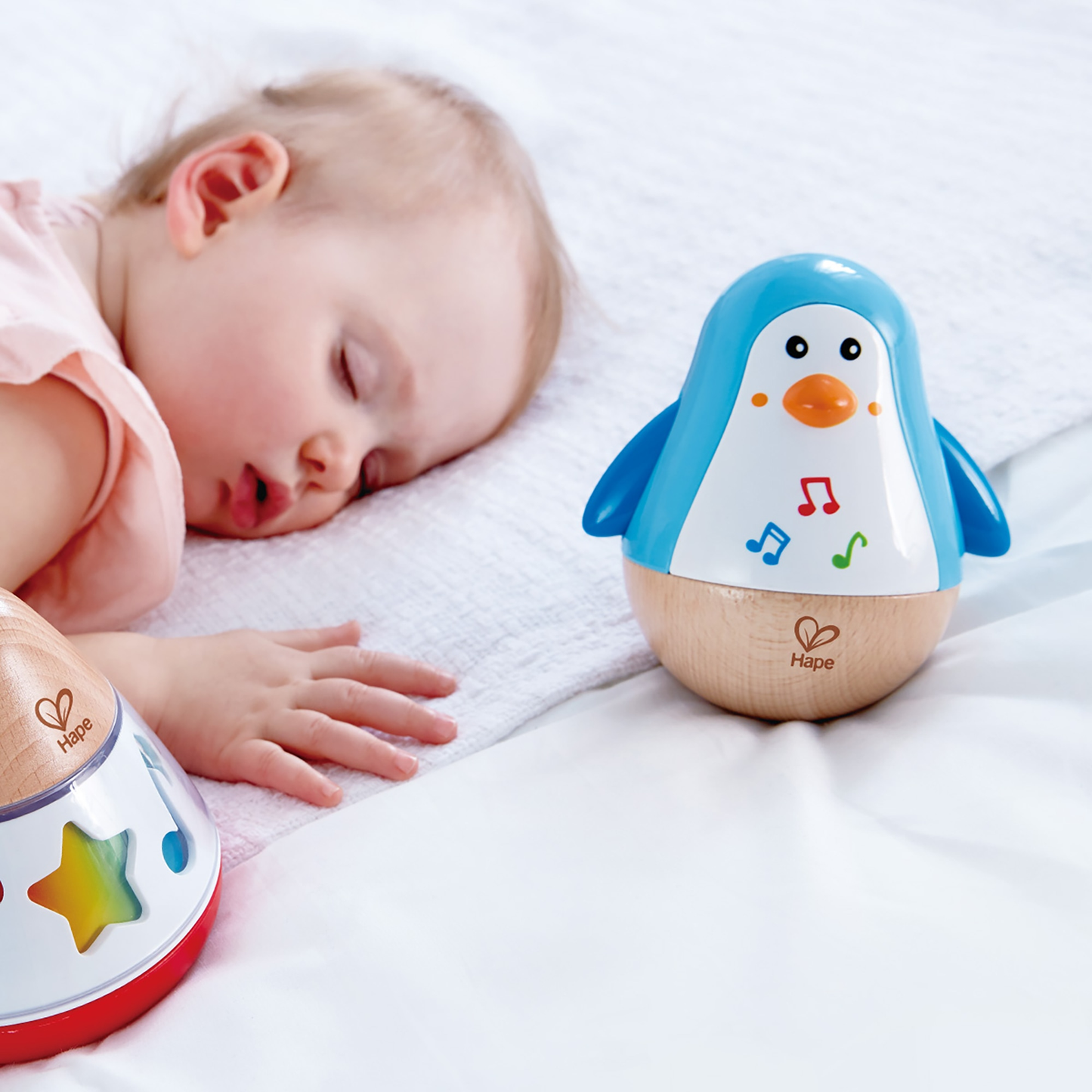 Penguin Musical Wobbler - E0331F