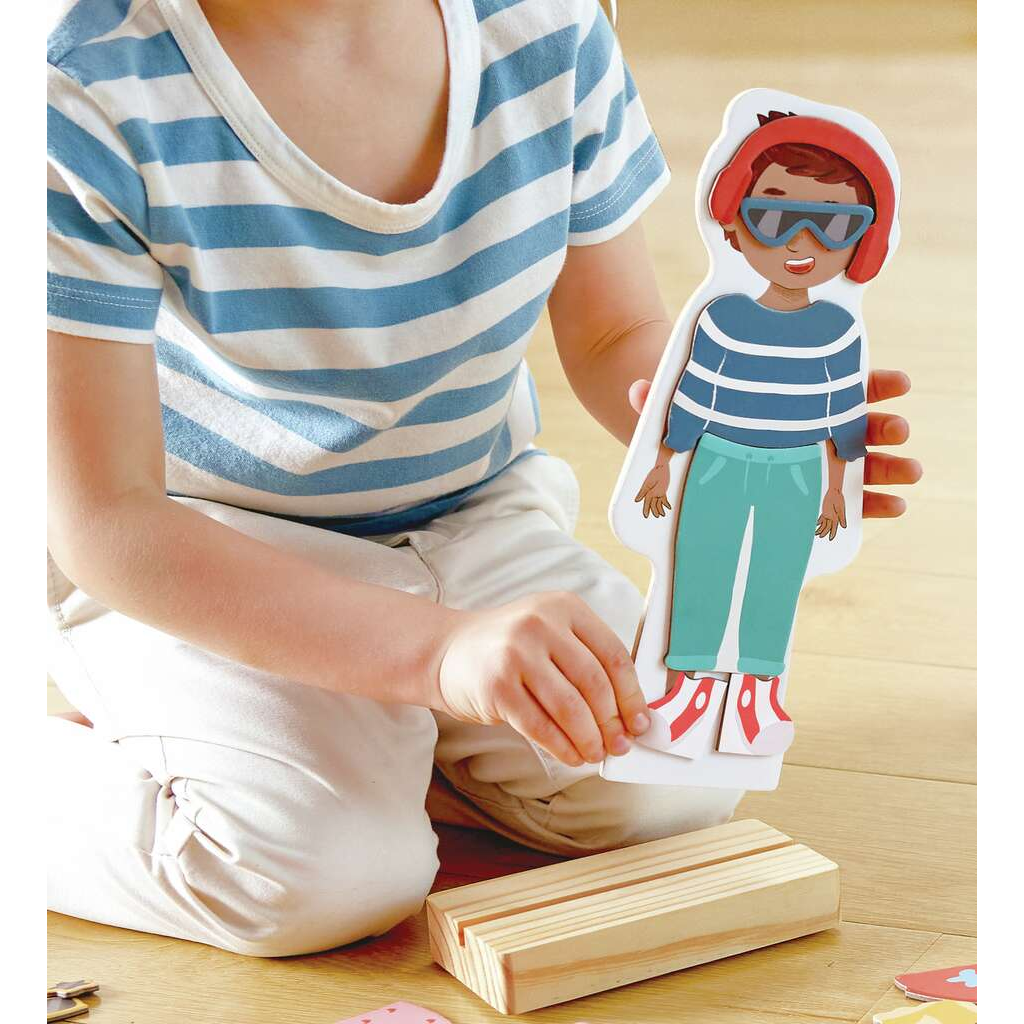 Dress Up Magnetic Puzzle - E1651