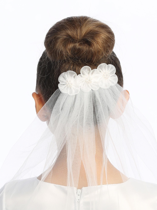 18" Veil W/ Organza Flowers - T47