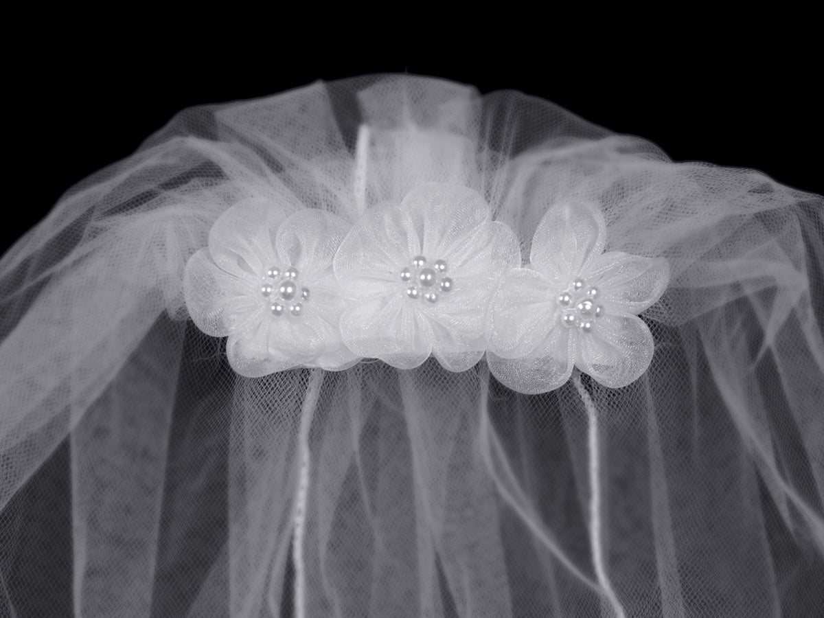 18" Veil W/ Organza Flowers - T47