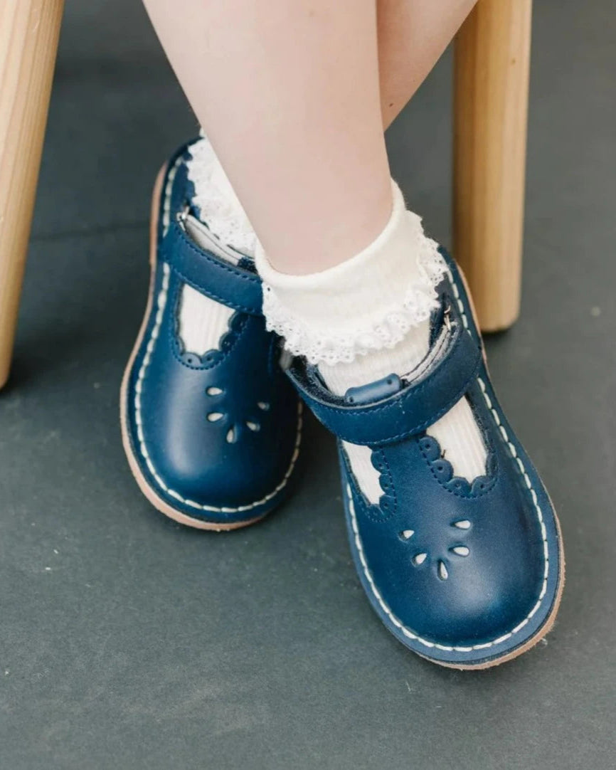 Angie Scallop T-Strap MJ - F-420