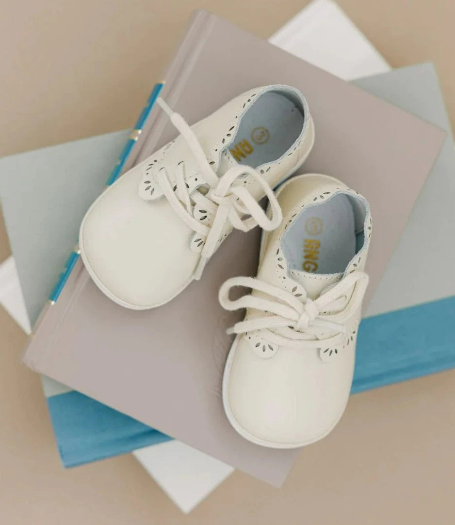 Bella Lace-Up - F-280