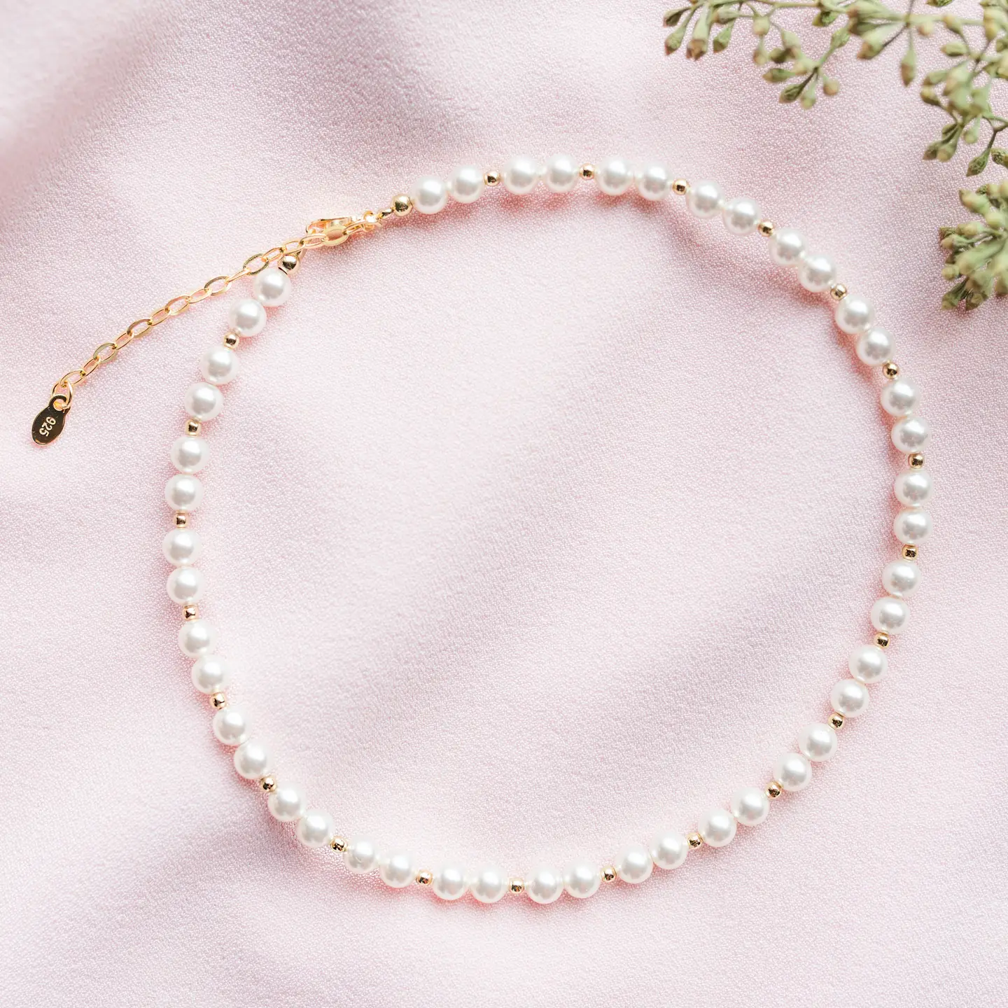 Pearl Necklace - Gold-Plated
