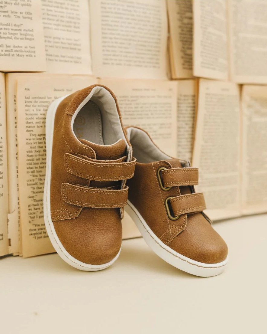 Kyle Double Strap Sneaker - 631