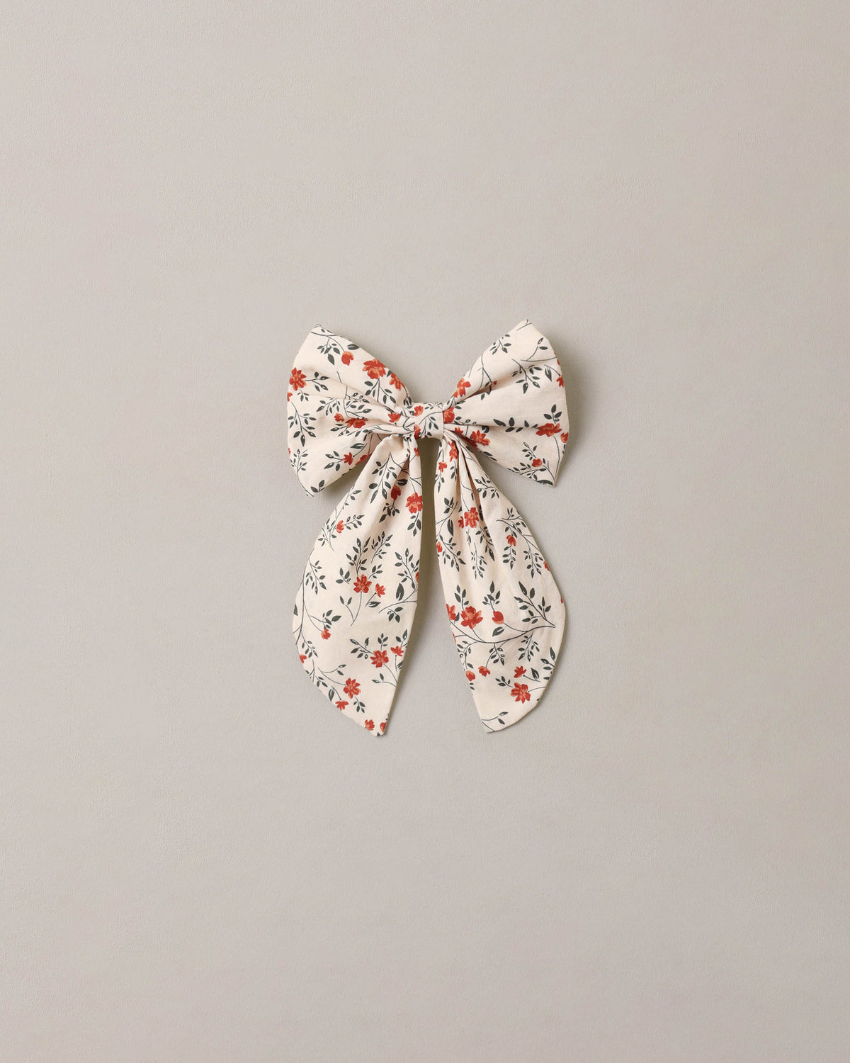 Everly Bow - Holly Vines