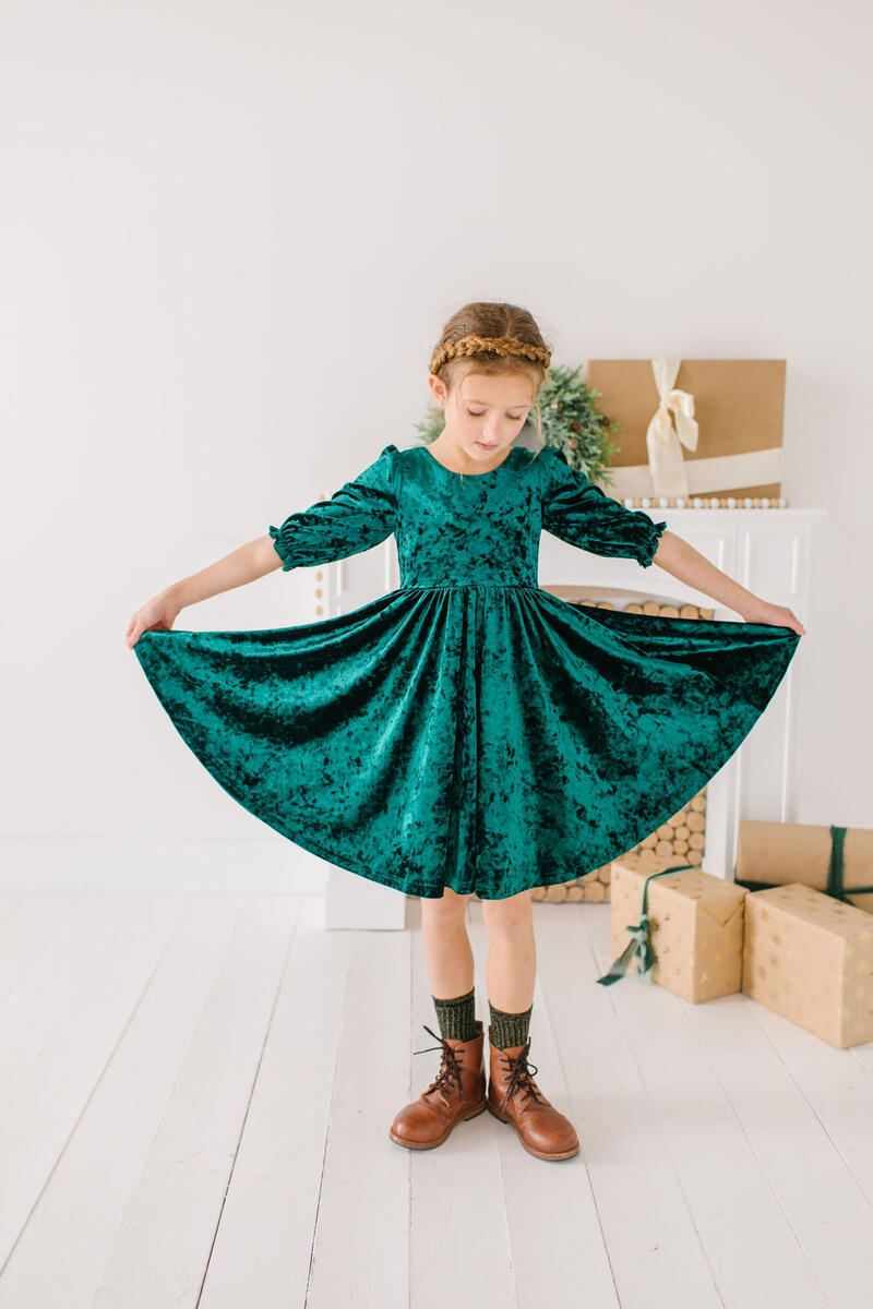 Pippa Dress - Green Velvet