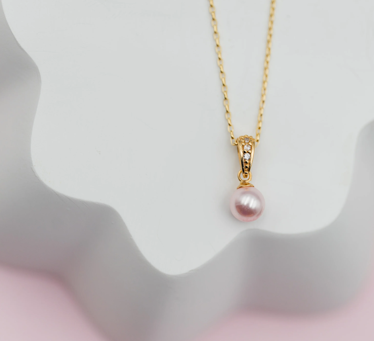 Pink Pearl Pendant Necklace
