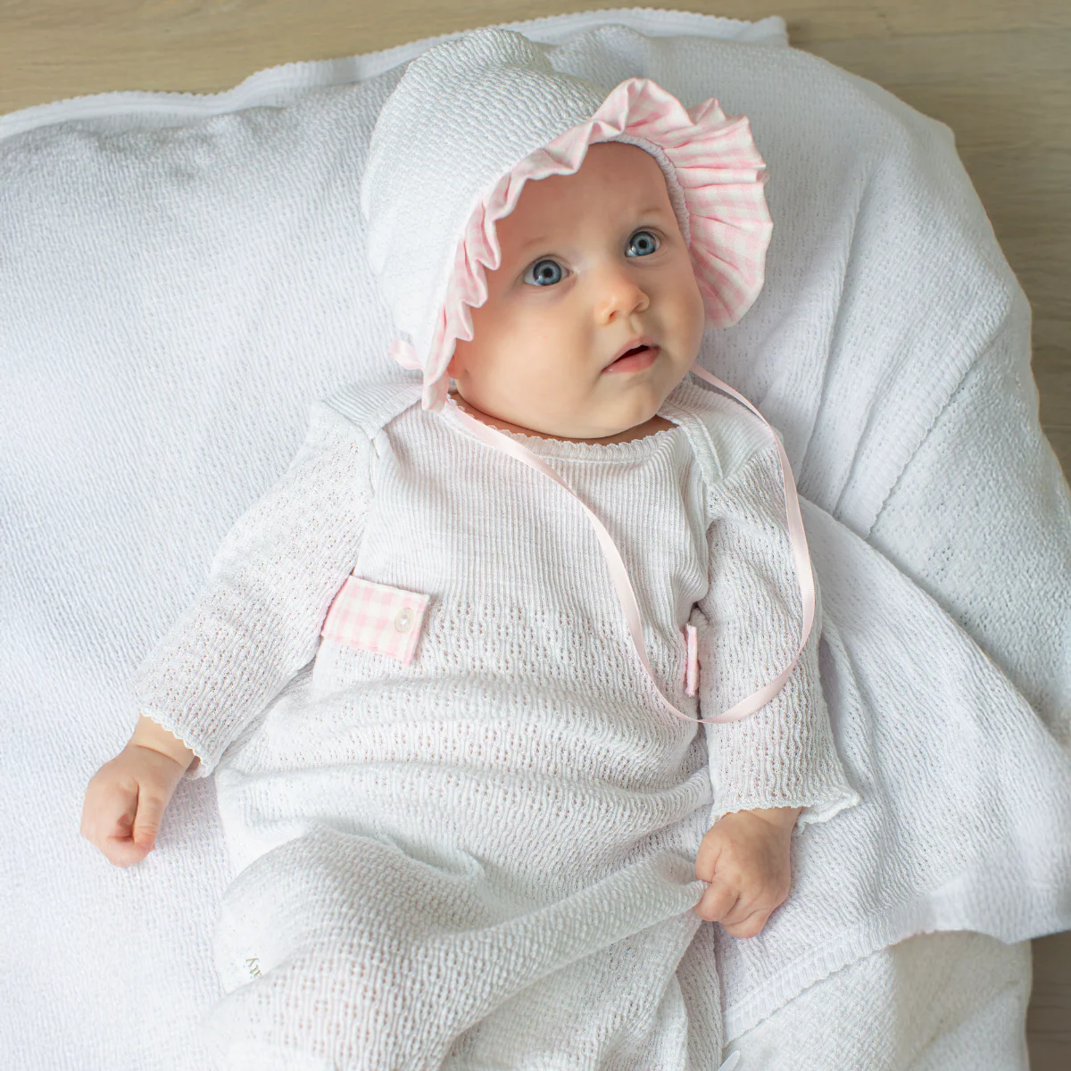 Knit Bonnet - Gingham Ruffle