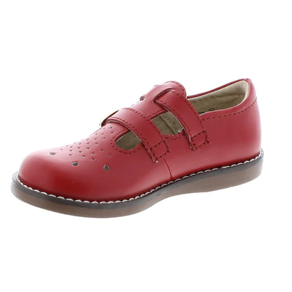 Danielle - Red