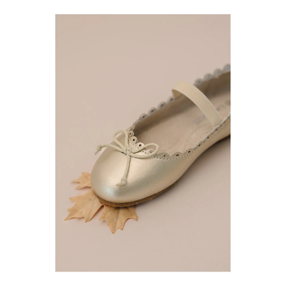 Eliza Scalloped Flat - 413