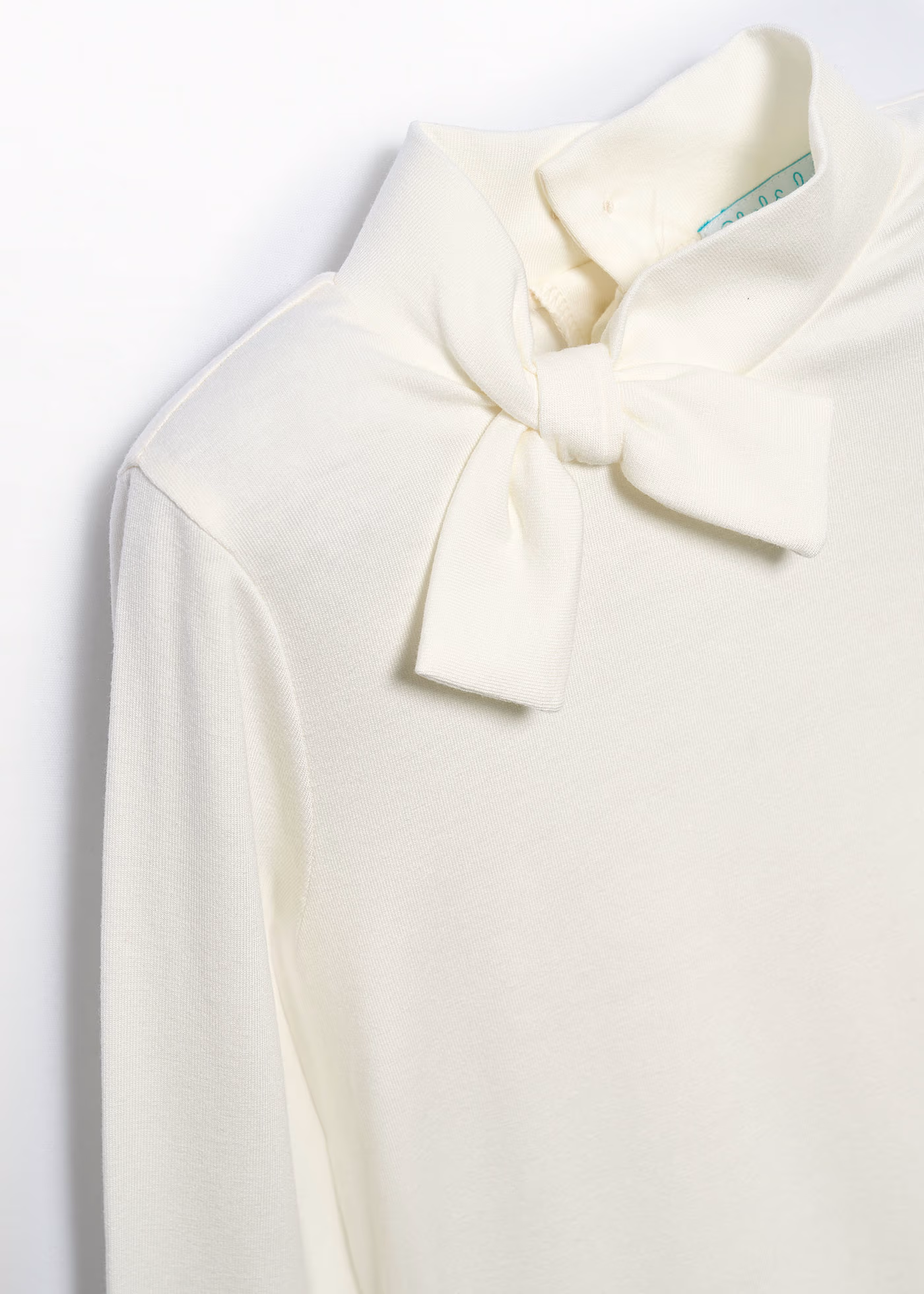 Bow Turtleneck - Cream