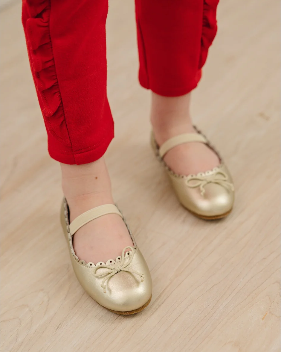 Eliza Scalloped Flat - 413