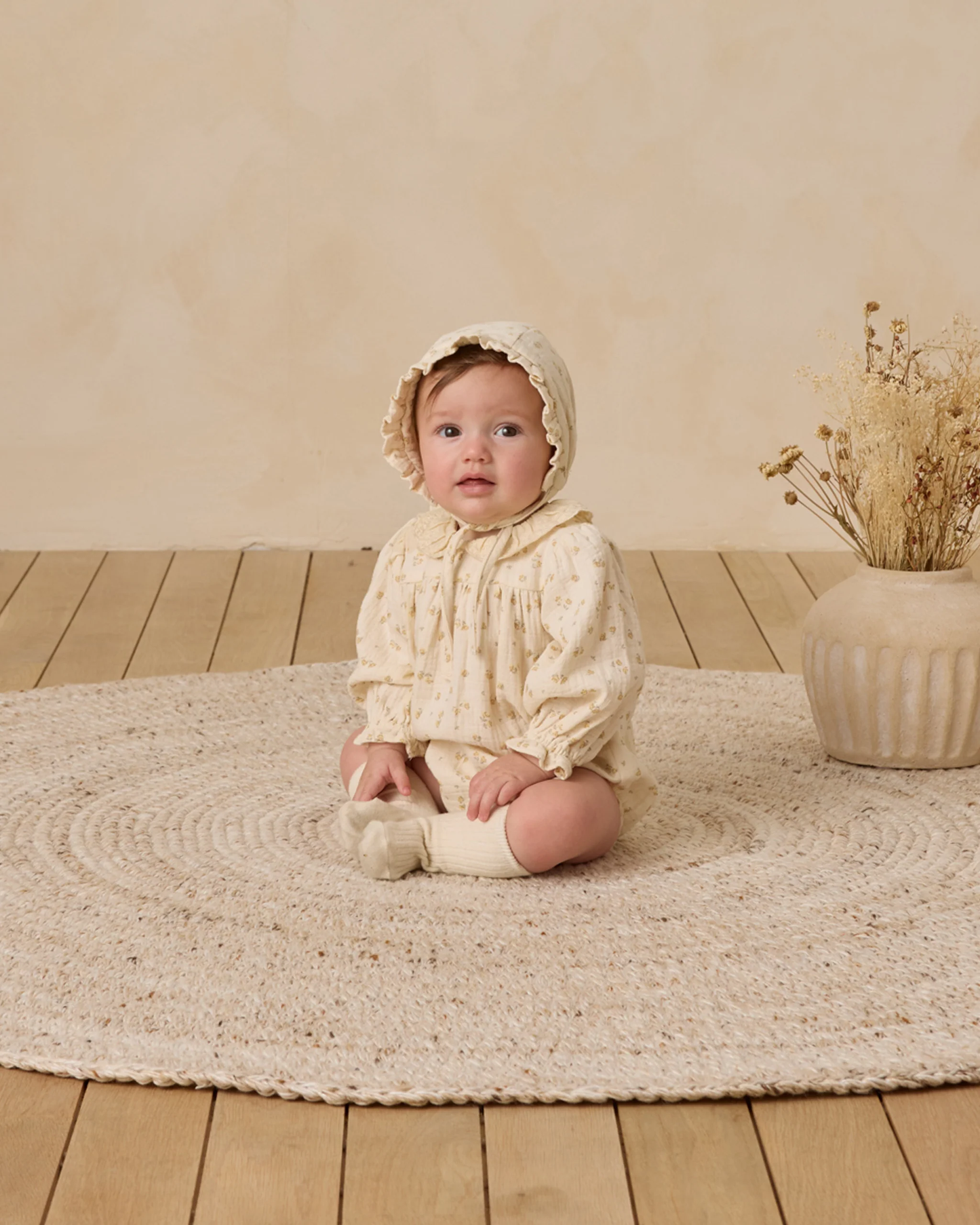 Ruffle Bonnet - Golden Floral