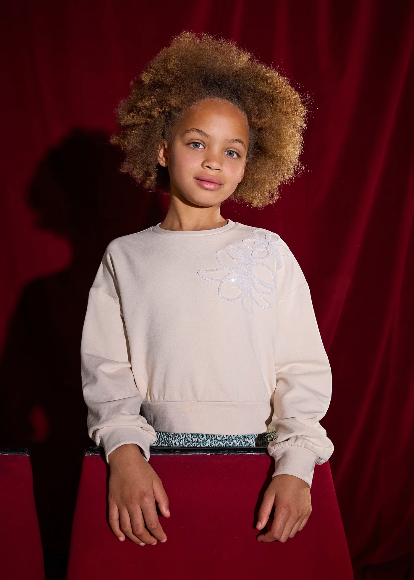Flower Sweatshirt - Tan