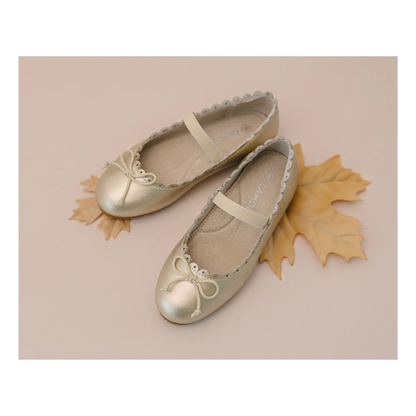 Eliza Scalloped Flat - 413