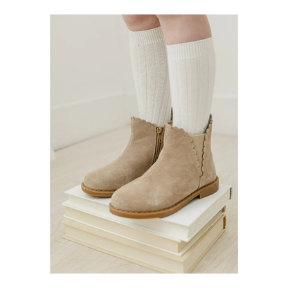 Nicola Chelsea Boot - F882