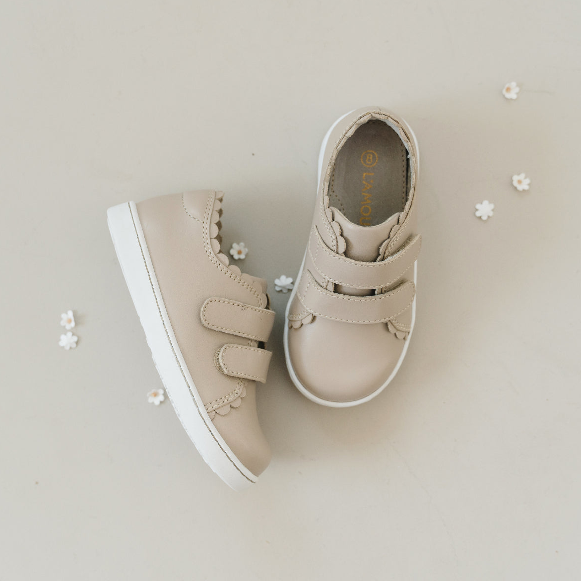 Caroline Scallop Sneaker - 678