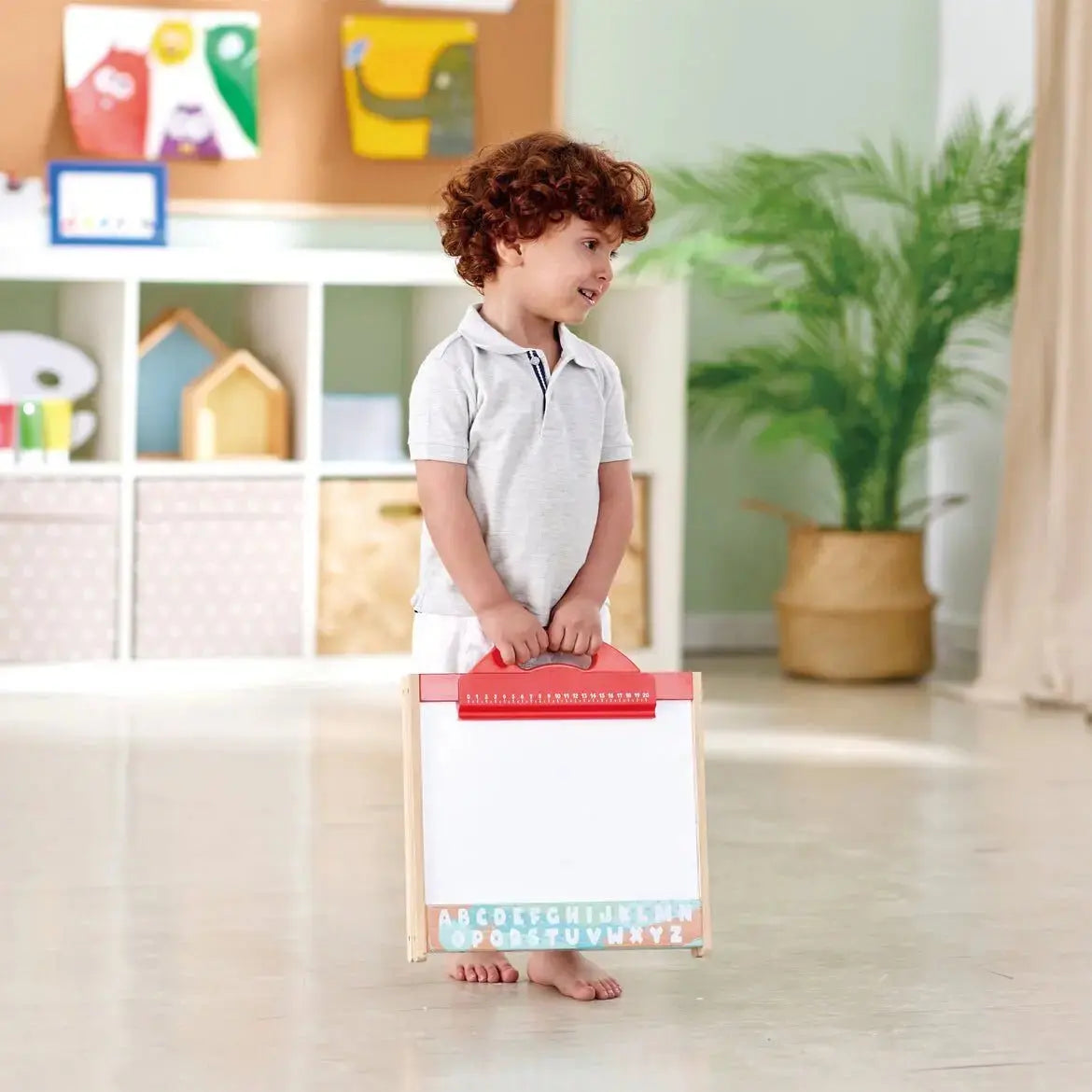 Store & Go Easel - E1062