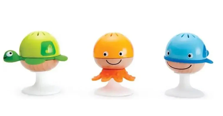 Stay-put Rattle Set