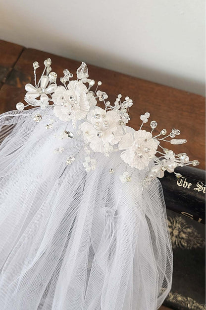 Flower Crystal & Pearl Comb Veil - V108