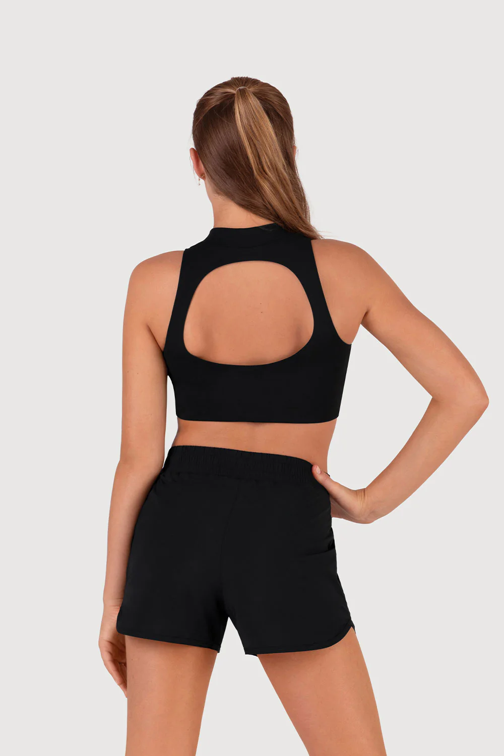 Avant Cut Out Tank - Black