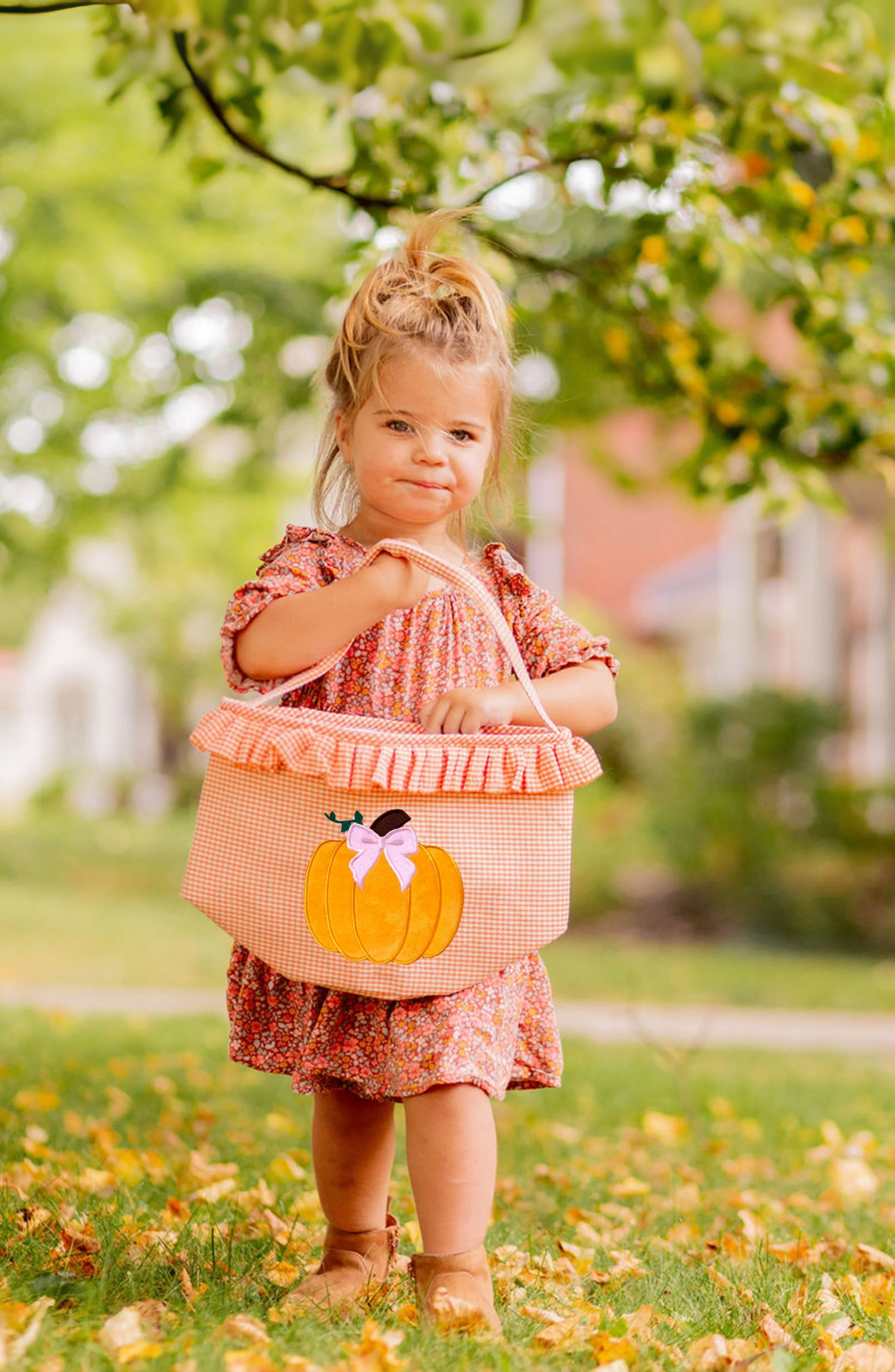Ruffled Bow Pumpkin Tote