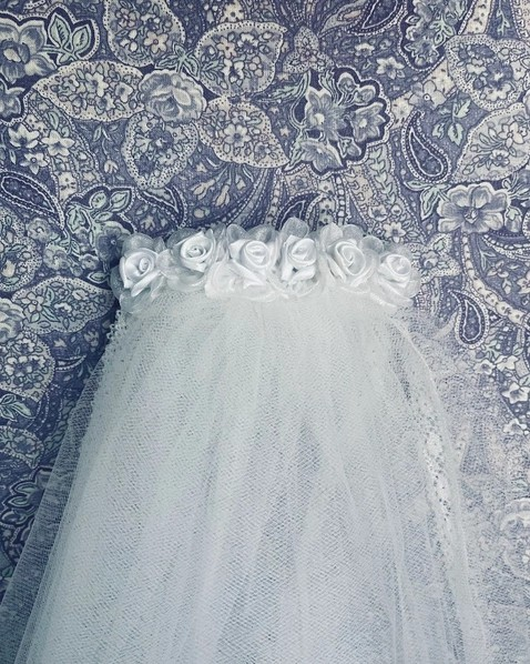 1st Communion Veil - Satin/Organza Roses on Comb