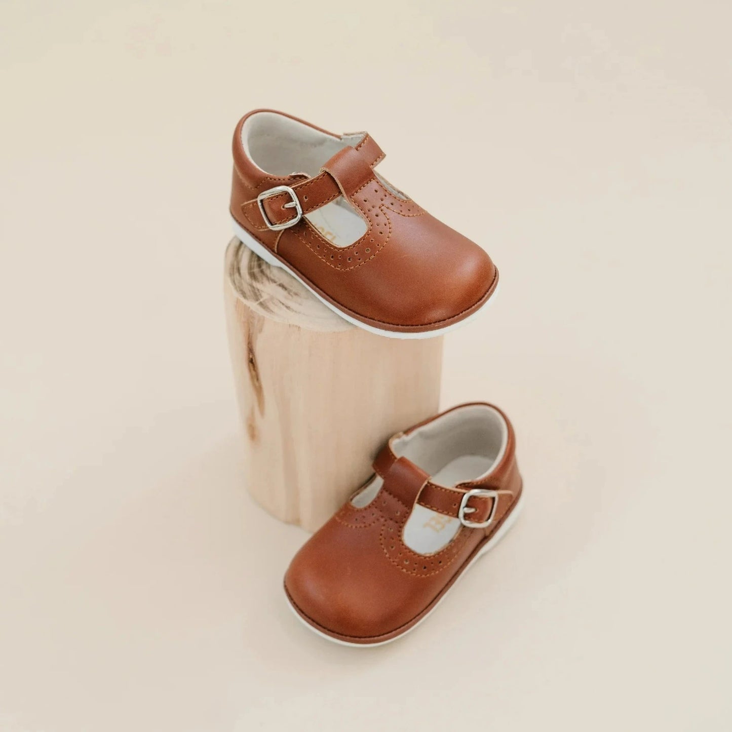 Gemma Leather T-Strap - 2812